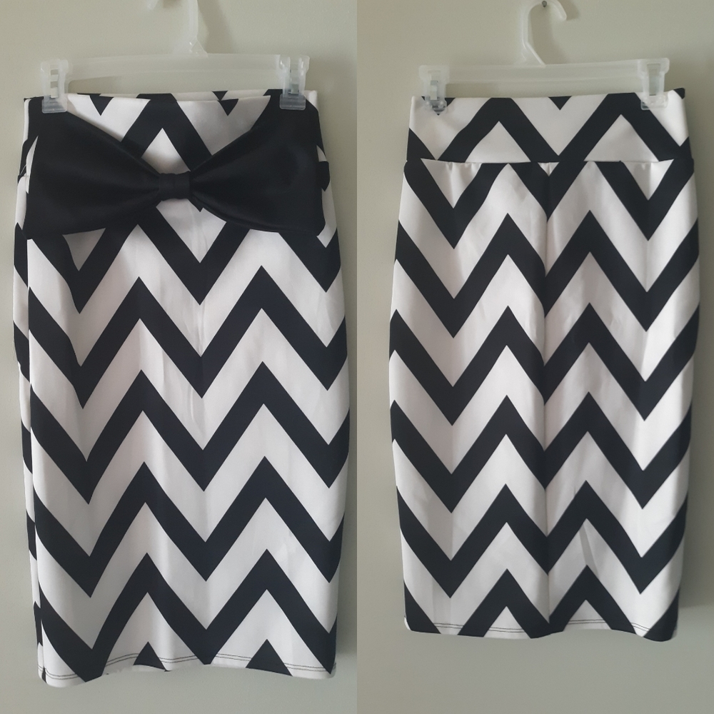 Bodycon chevron skirt
